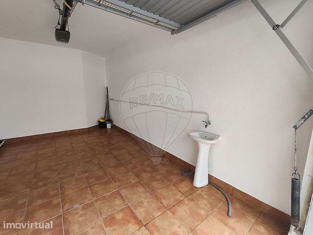 Garagem  para arrendamento - Grande imagem: 4/11