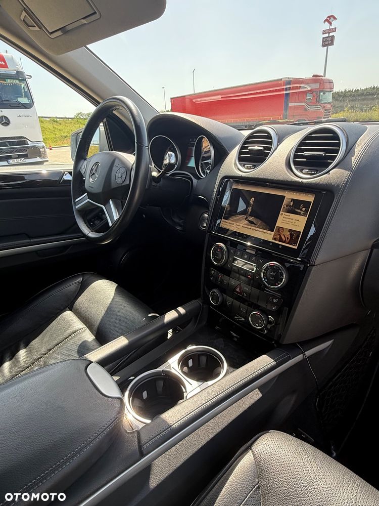 Mercedes-Benz GL 350 CDI - 10