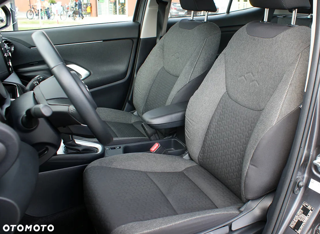 Toyota Yaris Cross Hybrid 1.5 Adventure - 17