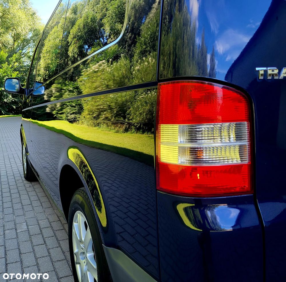 Volkswagen Transporter - 8