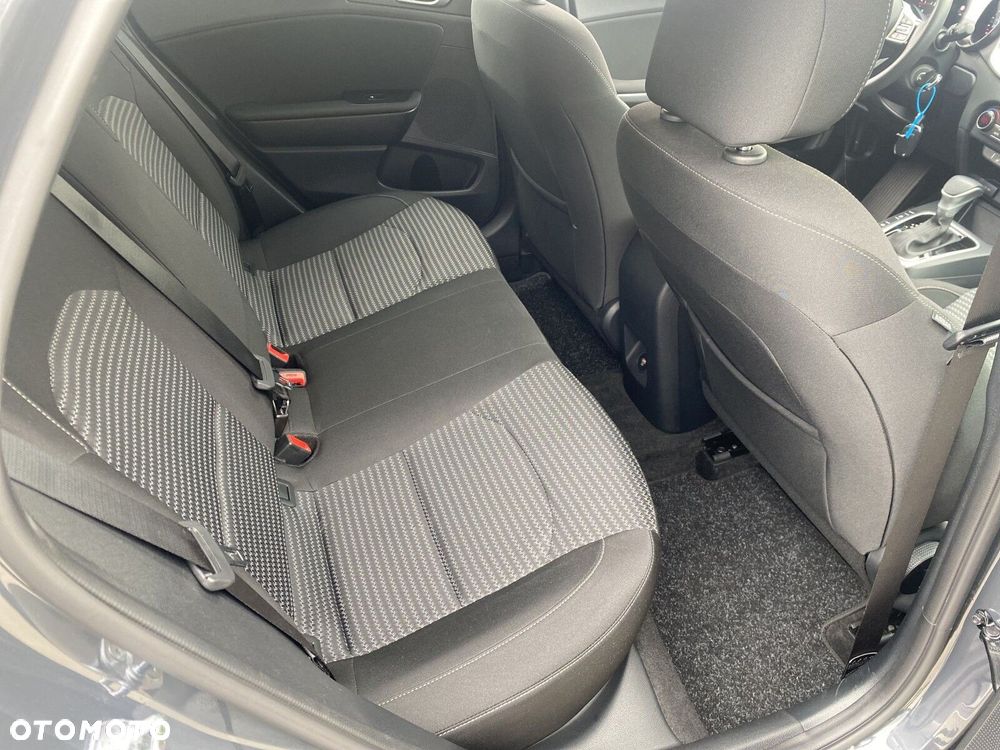 Kia XCeed - 14