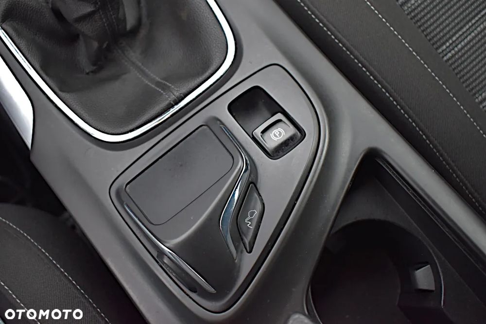Opel Insignia 2.0 CDTI Cosmo ecoFLEX S&S - 21