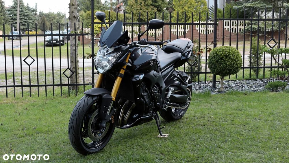 Yamaha FZ8 - 7