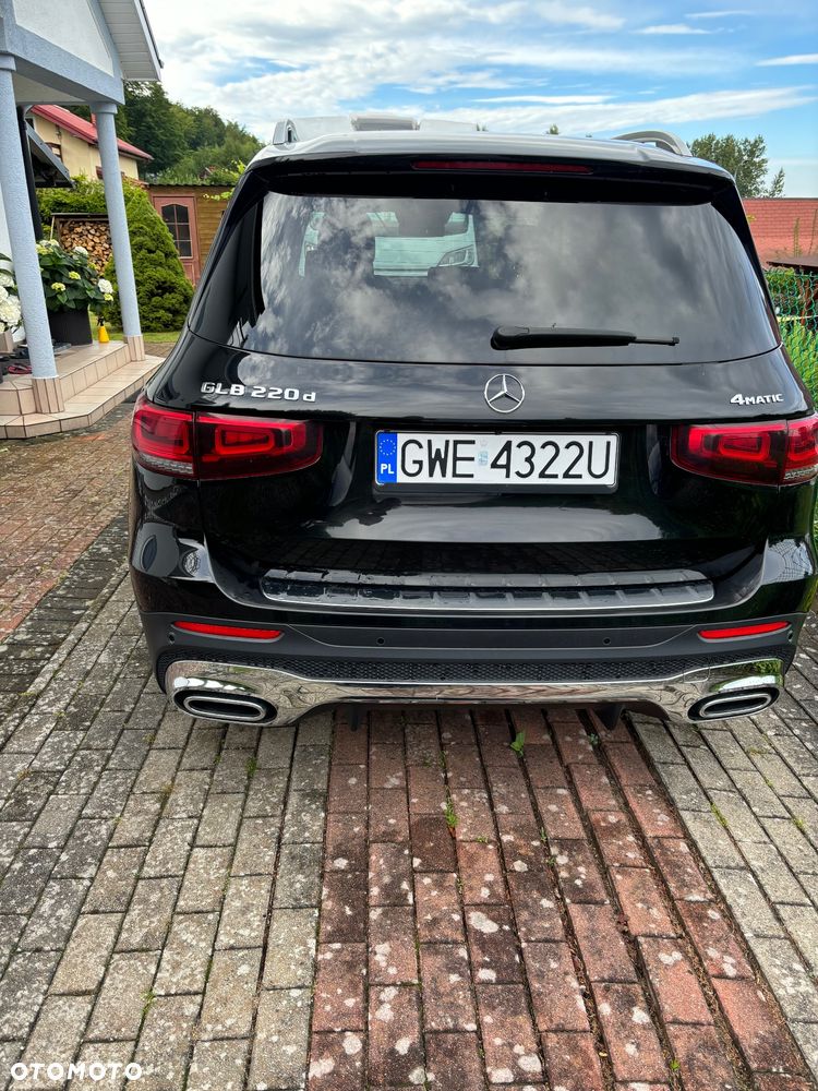 Mercedes-Benz GLB 220 d 4-Matic AMG Line 8G-DCT - 3