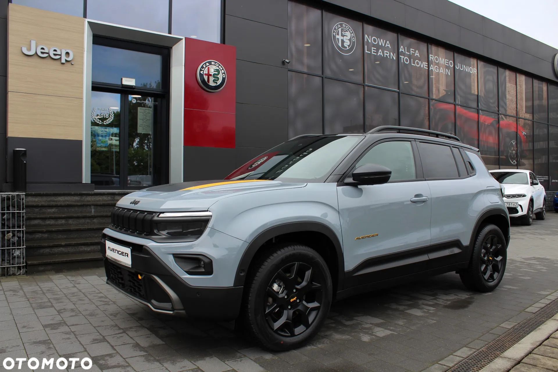 Jeep Avenger 1.2 T3 mHEV The North Face 4xe eDCT6 - 1