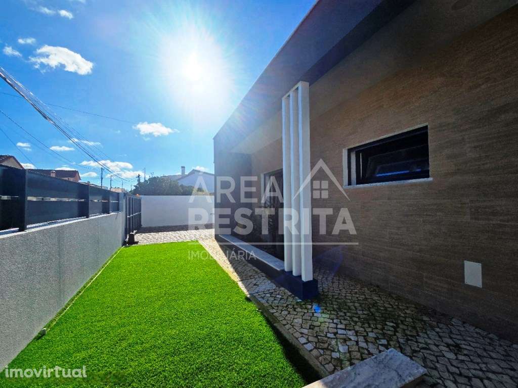Moradia Isolada T4, c/Piscina e Garagem, Galeotas - Azeitão - Grande imagem: 2/42