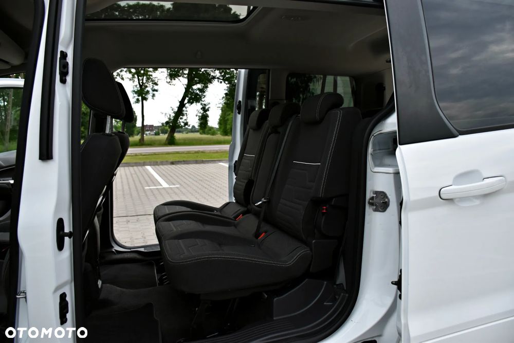 Ford Tourneo Connect Gr 1.5 TDCi Titanium PowerShift - 26