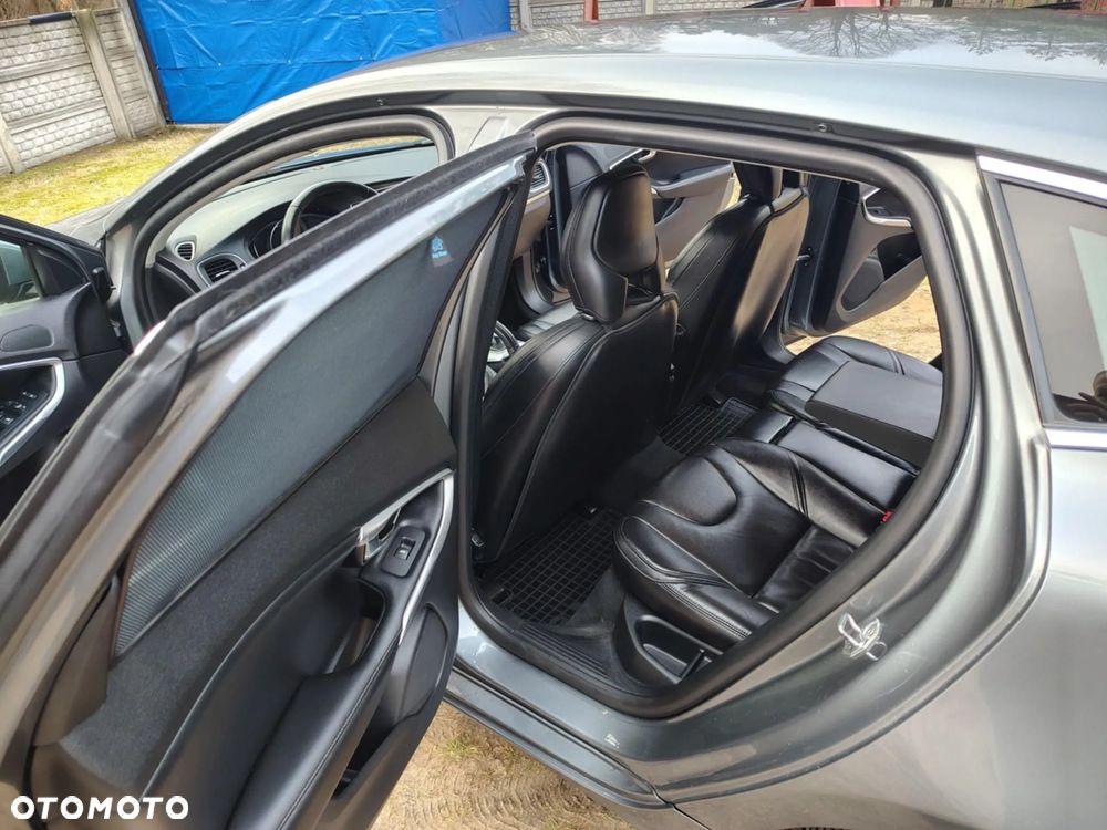 Volvo V40 D3 Geartronic Inscription - 15