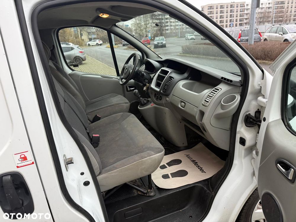 Opel Vivaro 2.0 CDTi Long Klimatyzacja Faktura VAT *tylko 120 000 km - 10