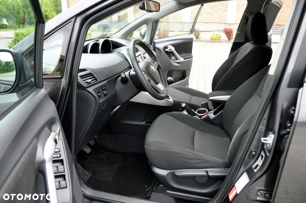 Toyota Verso - 23