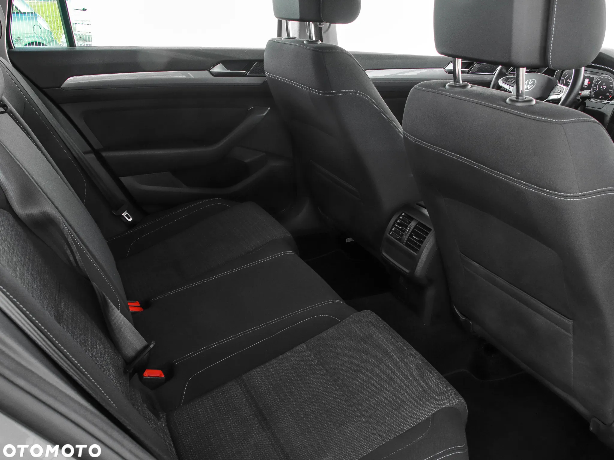 Volkswagen Passat 2.0 TDI EVO Business DSG - 13