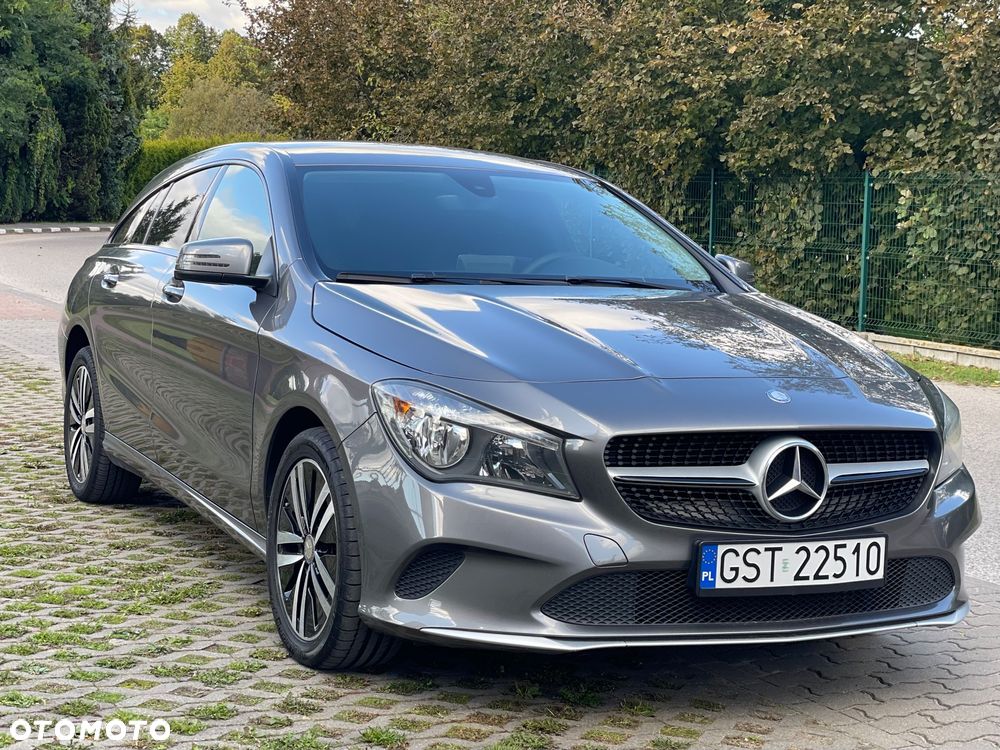 Mercedes-Benz CLA 180 d Shooting Brake - 3