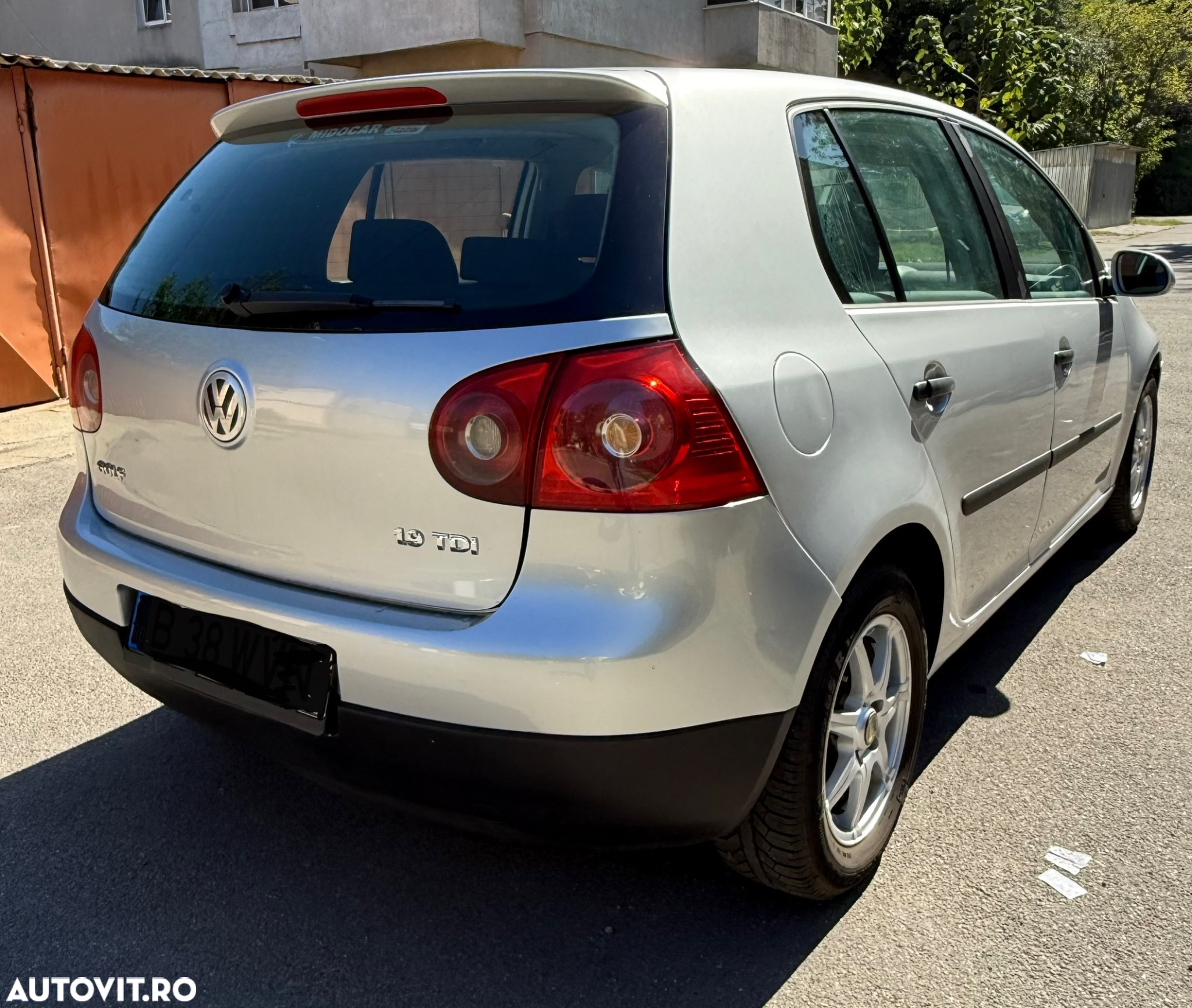 Volkswagen Golf 1.9 TDI Comfortline - 6
