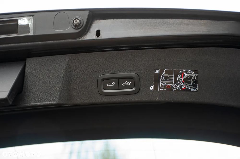 Volvo XC 40 T3 Inscription - 22