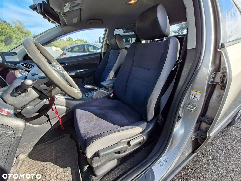 Honda Civic 1.4 Comfort - 14