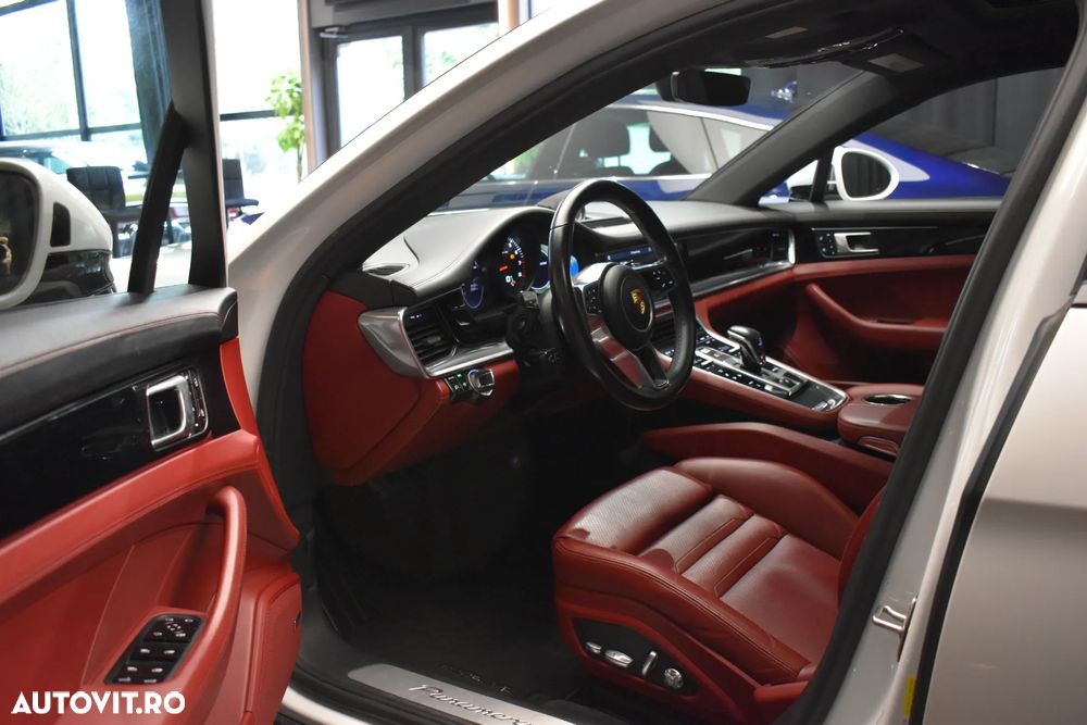 Porsche Panamera - 6