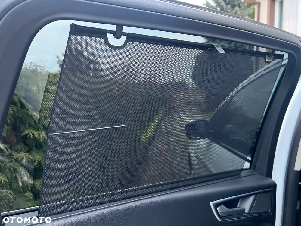 Ford S-Max ver-2-0-tdci-4wd-titanium-powershift - 14