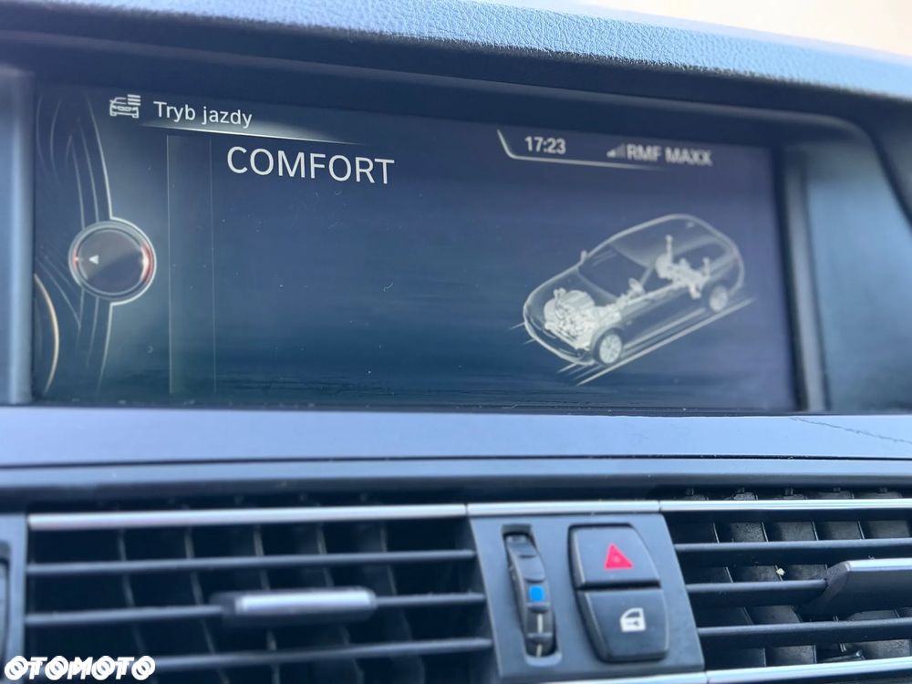 BMW Seria 5 520d - 37