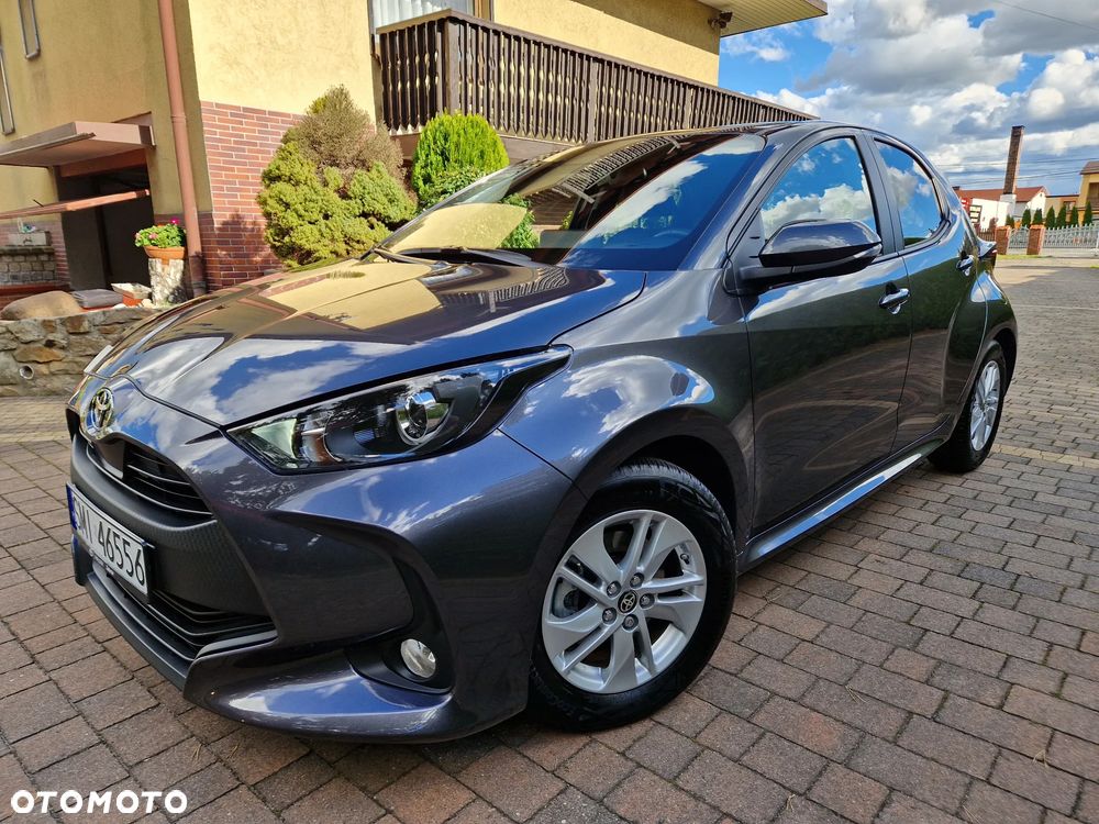 Toyota Yaris 2024 photo 2