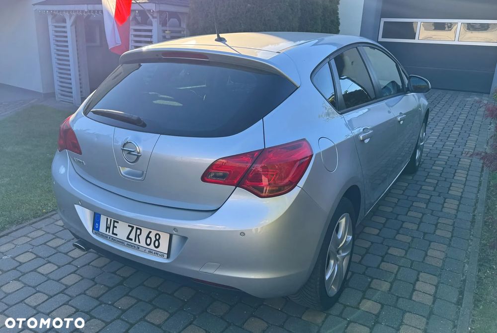 Opel Astra 1.4 Turbo - 6