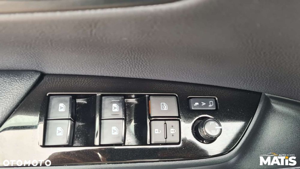 Toyota Prius - 34