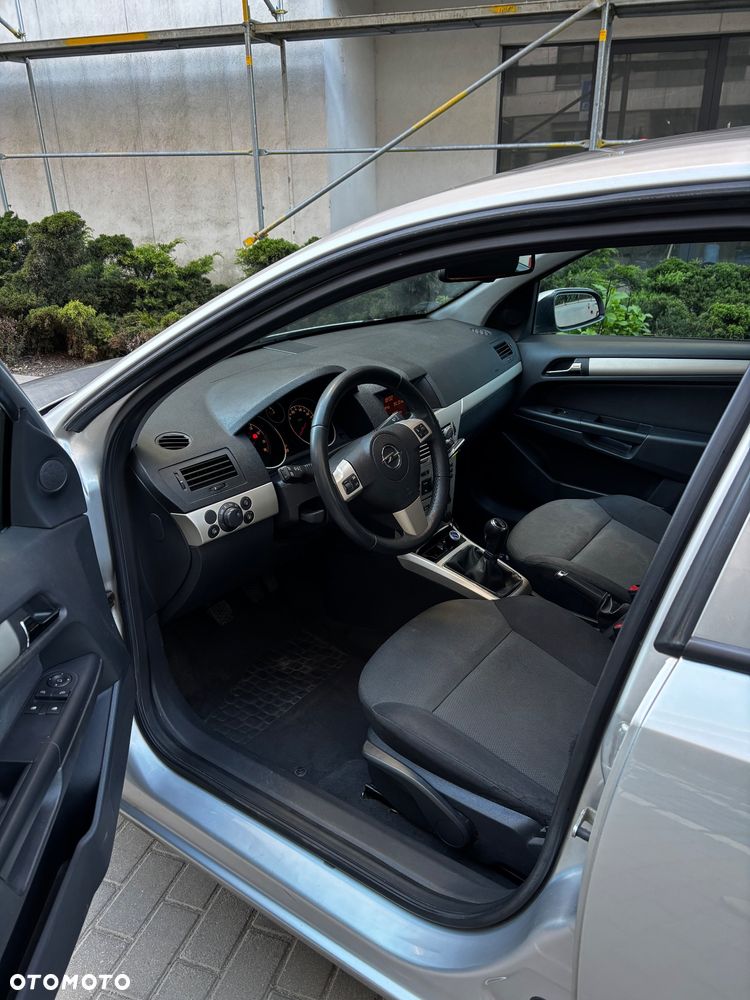 Opel Astra - 10