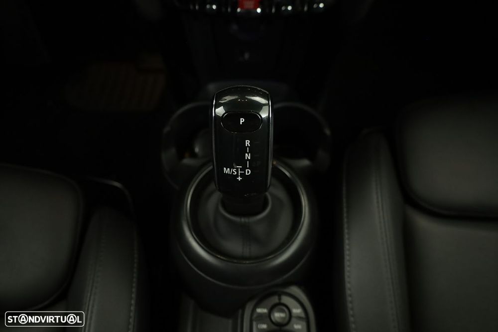 MINI Cabrio - 17