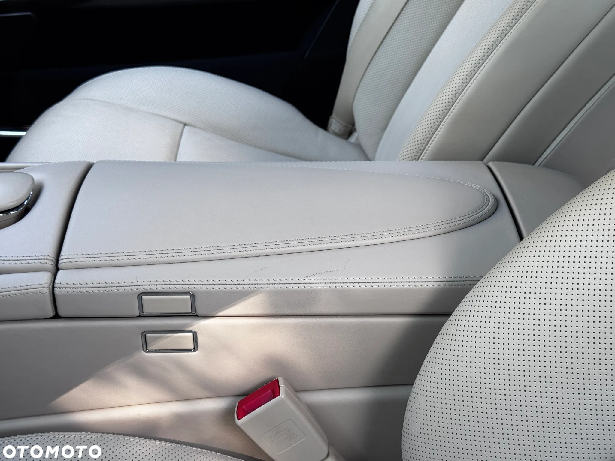 Mercedes-Benz CL 500 4-Matic BlueEff - 29