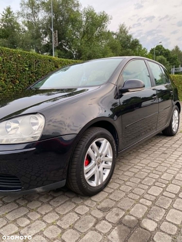 Volkswagen Golf 1.9 TDI Individual - 8