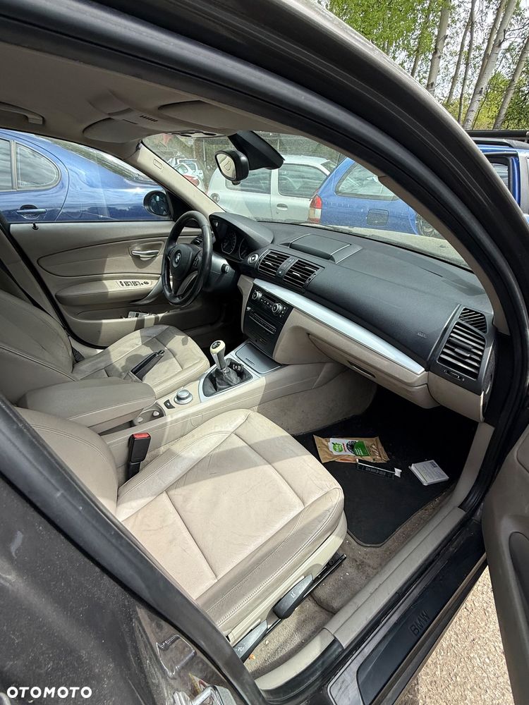 BMW 1 E87 seria 1  na części LIFT 118D - 5