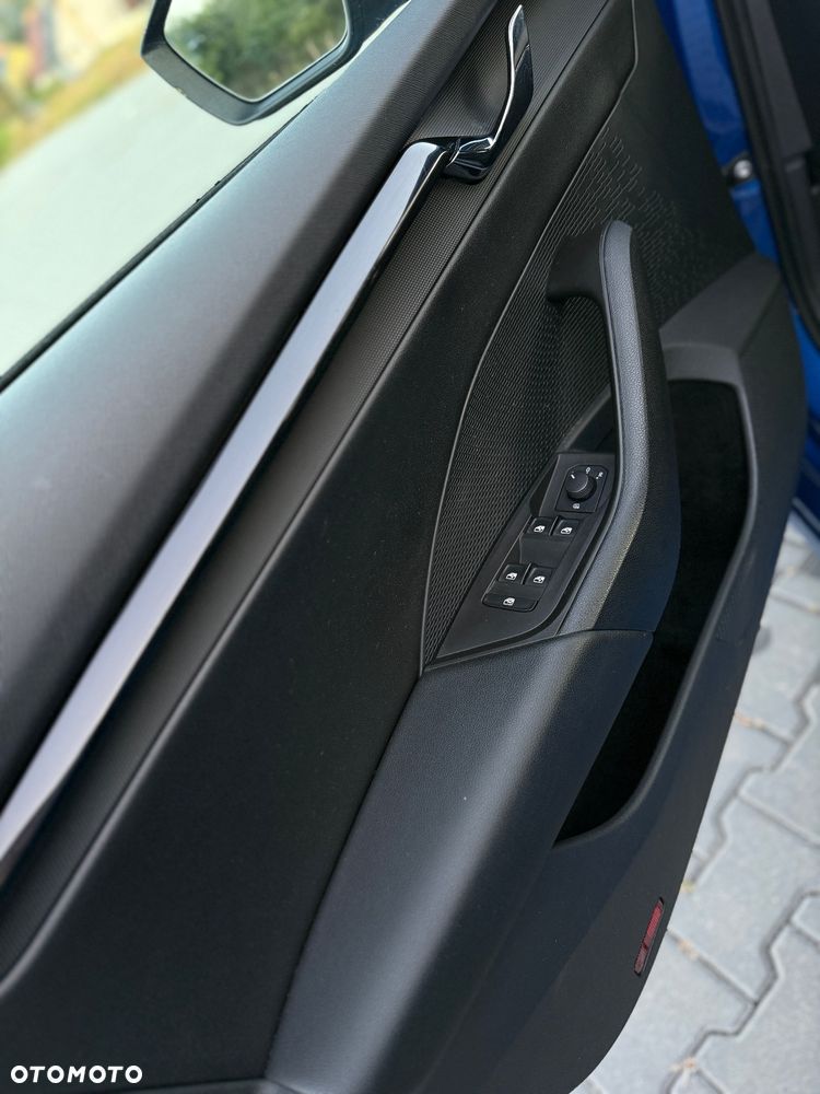 Skoda Octavia 2.0 TDI Ambition DSG - 24