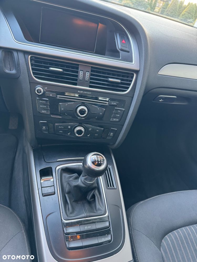 Audi A4 Avant 2.0 TDI DPF Ambition - 9