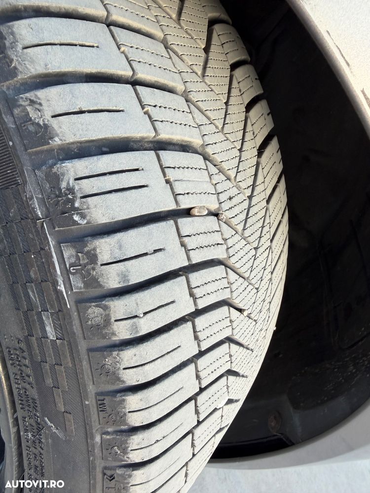 BMW Seria 3 320d DPF M Sport Edition - 33