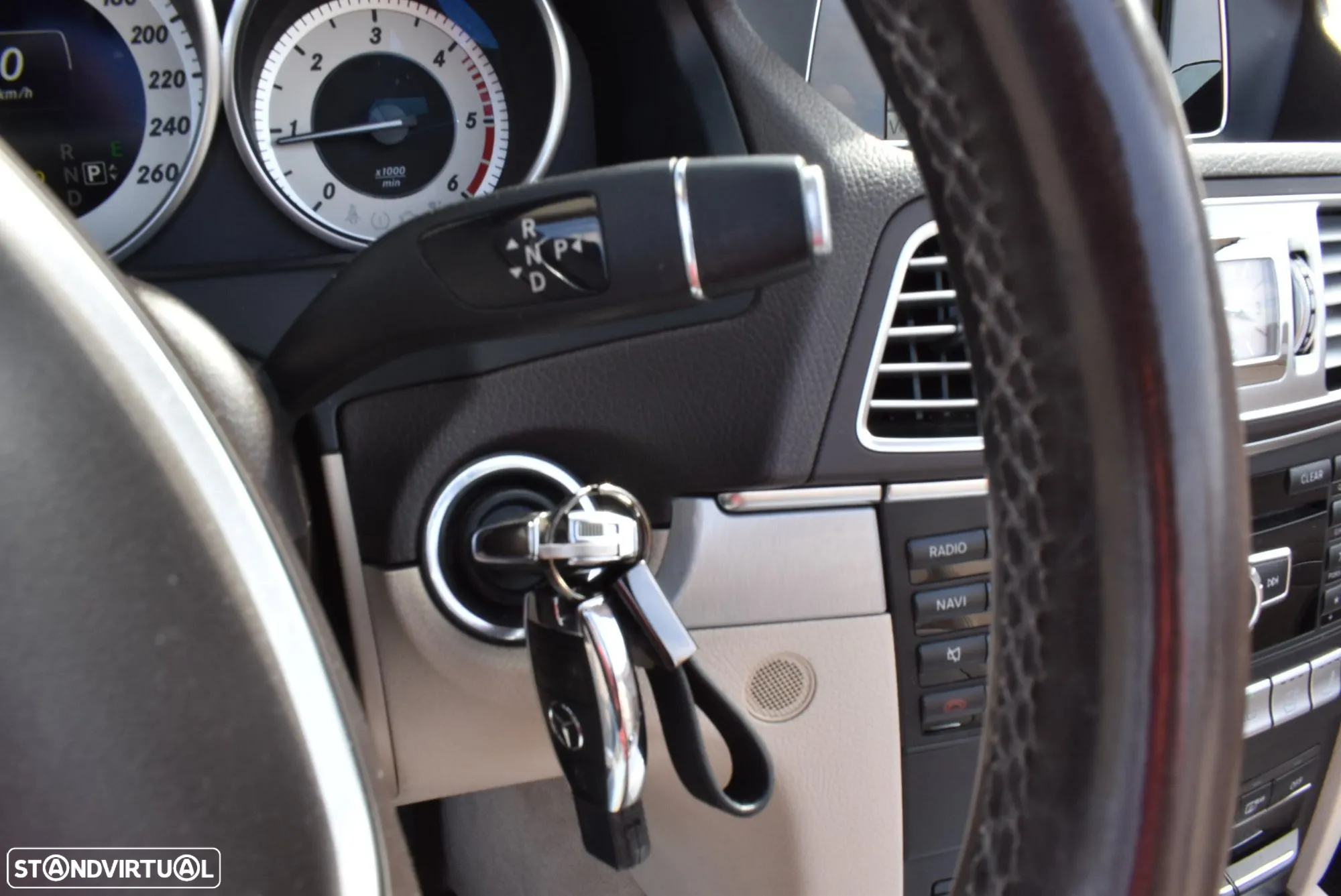 Mercedes-Benz E 220 CDi Avantgarde BlueEfficiency Auto - 3