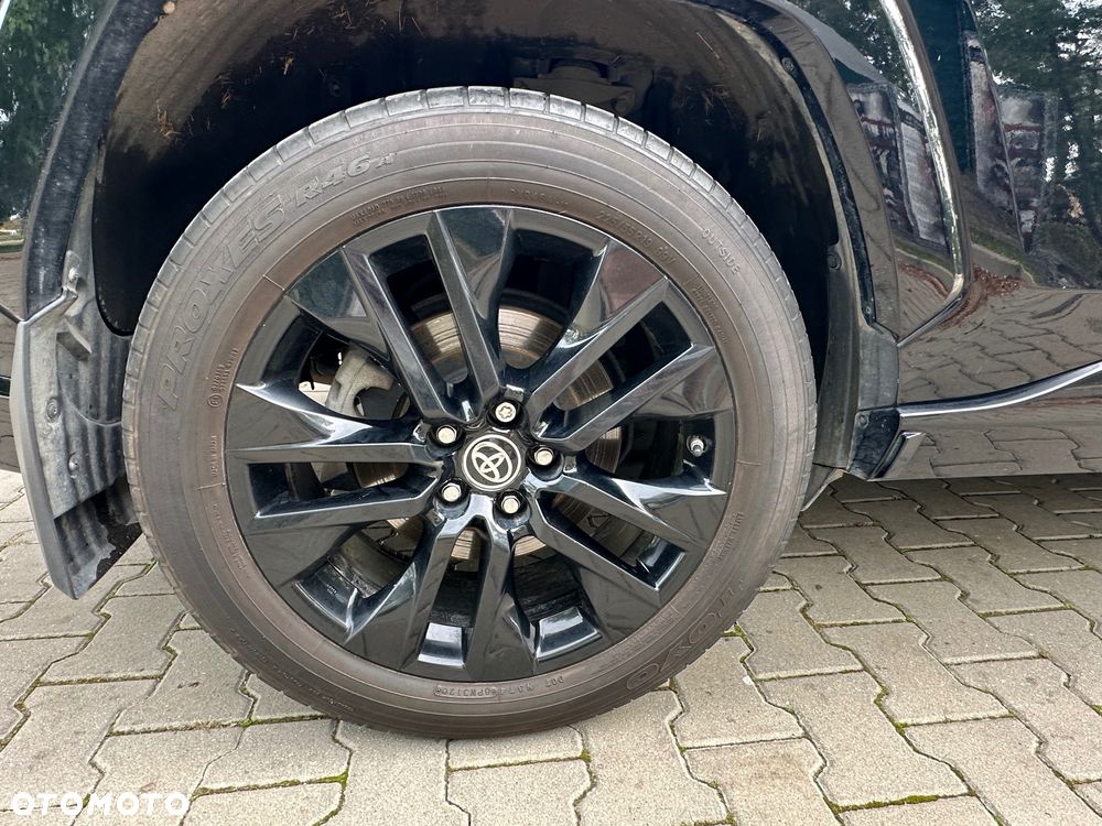 Toyota RAV4 2.5 Hybrid Black Edition by JBL 4x4 - 12