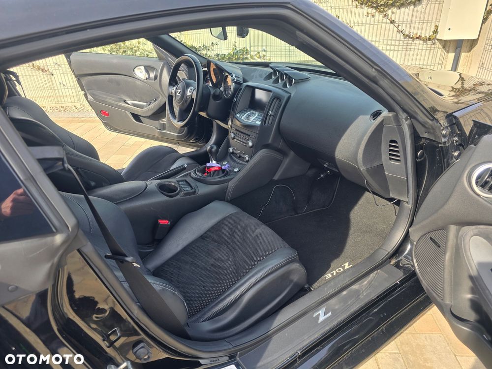 Nissan 370 Z 3.7 V6 Premium EU6 - 9