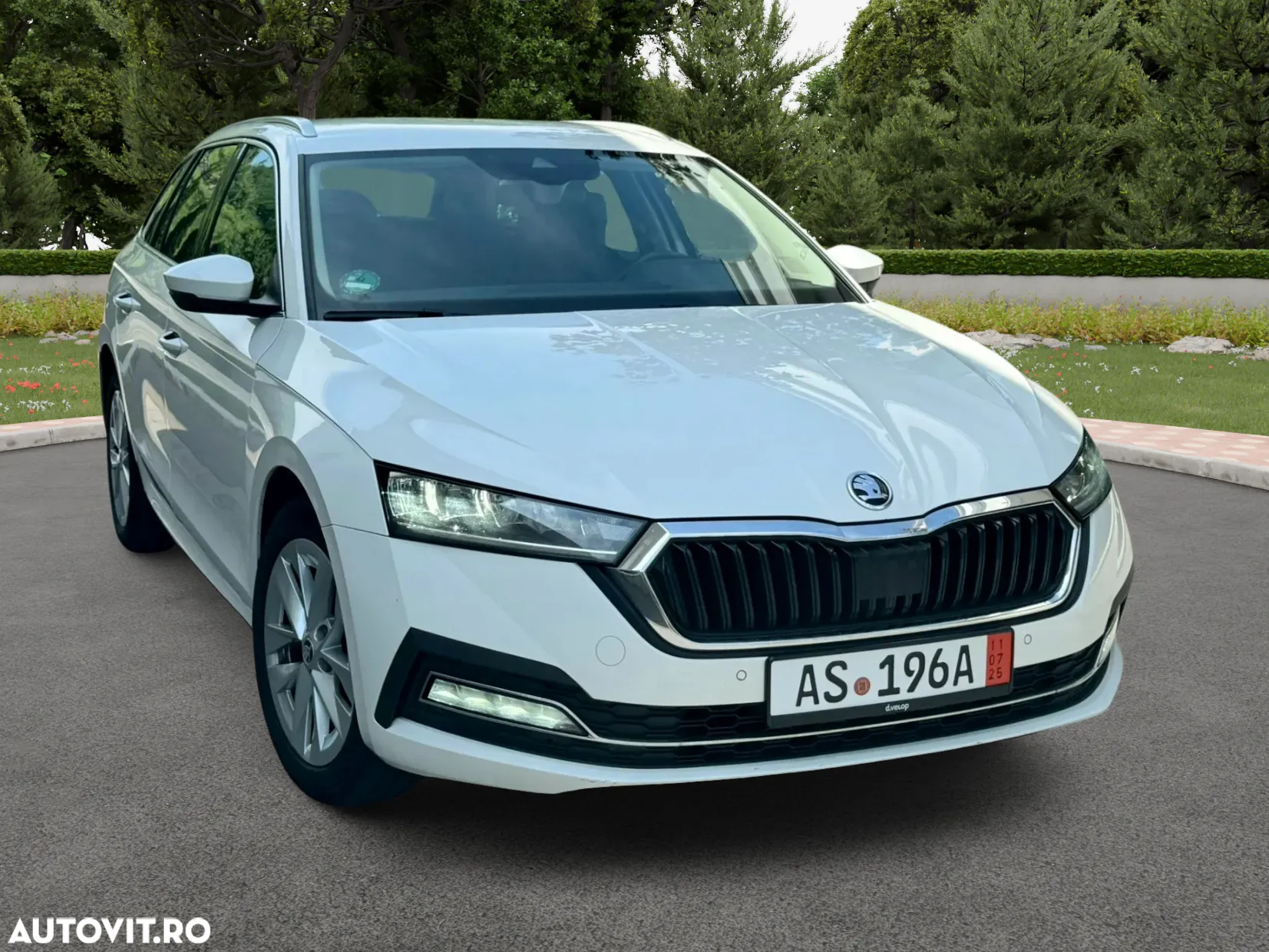 Skoda Octavia 2.0 TDI DSG Style - 4