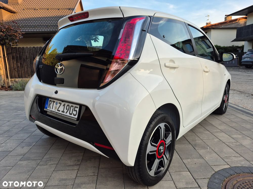 Toyota Aygo 1.0 VVT-i Sprint EU6 - 11