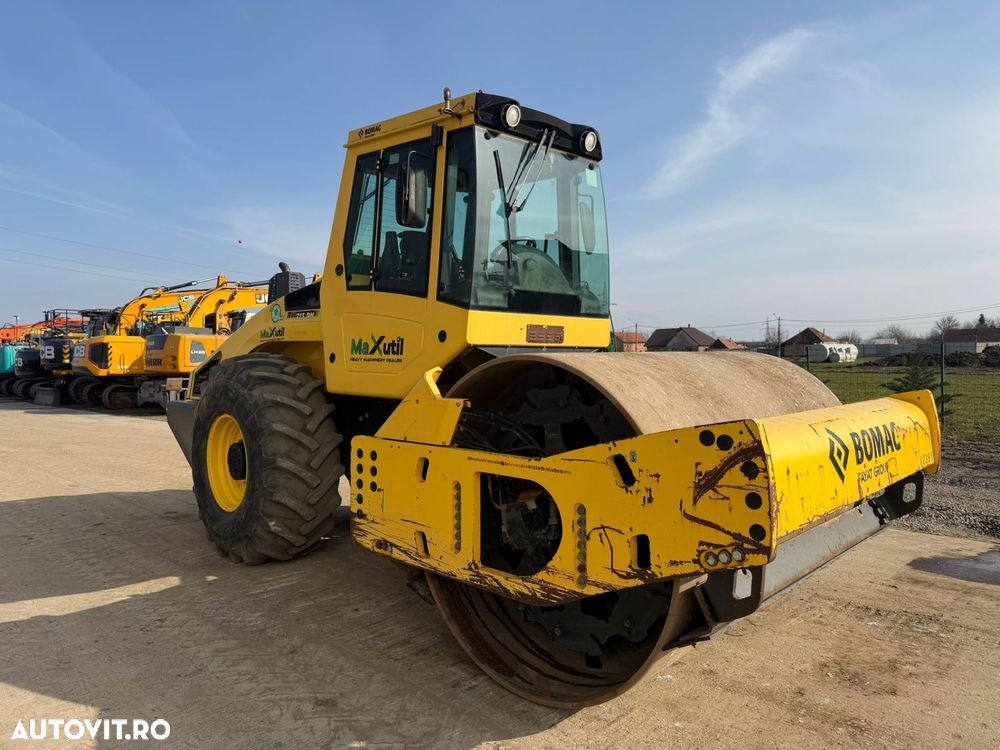Bomag BW213DH-4 Cilindru Compactor - 3