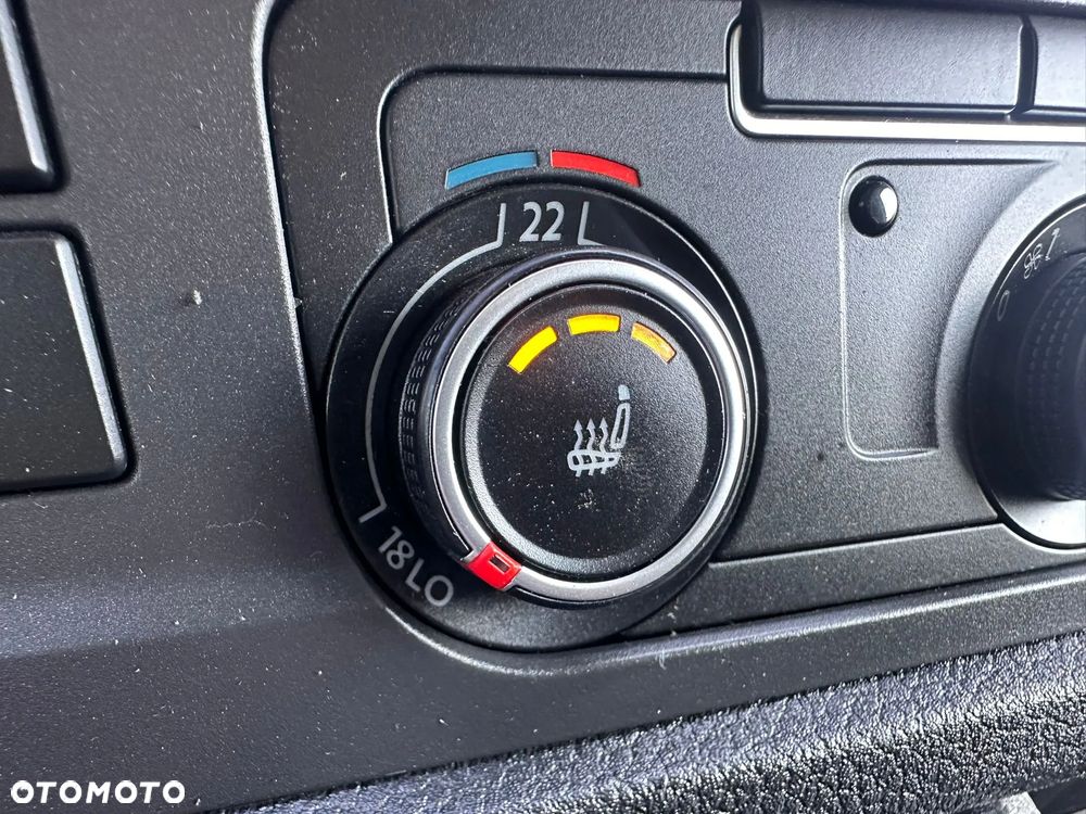 Volkswagen Transporter T6 LONG 2.0 TDI 150kM manual 2016rok WEBASTO, HAK, DRZWI PRZESUWNE Z OBU STRON, EURO 6! - 36