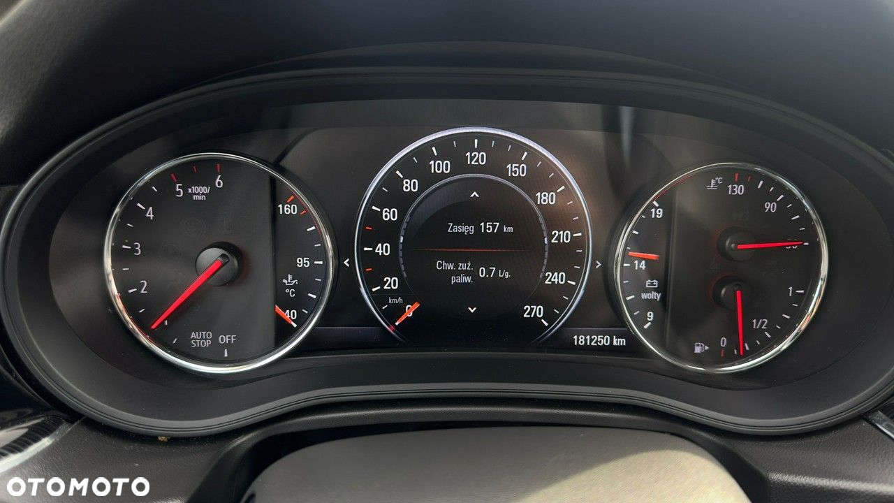 Opel Insignia - 19