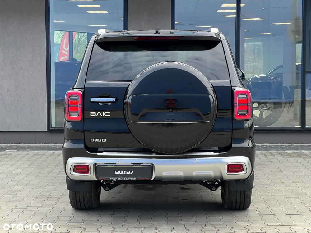 BAIC BJ60 mHEV Flagship 4x4 - 5