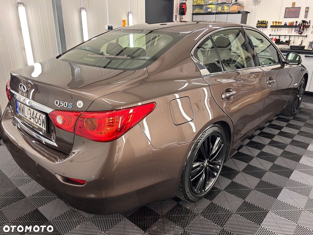 Infiniti Q50 Q50S Hybrid Sport AWD - 2