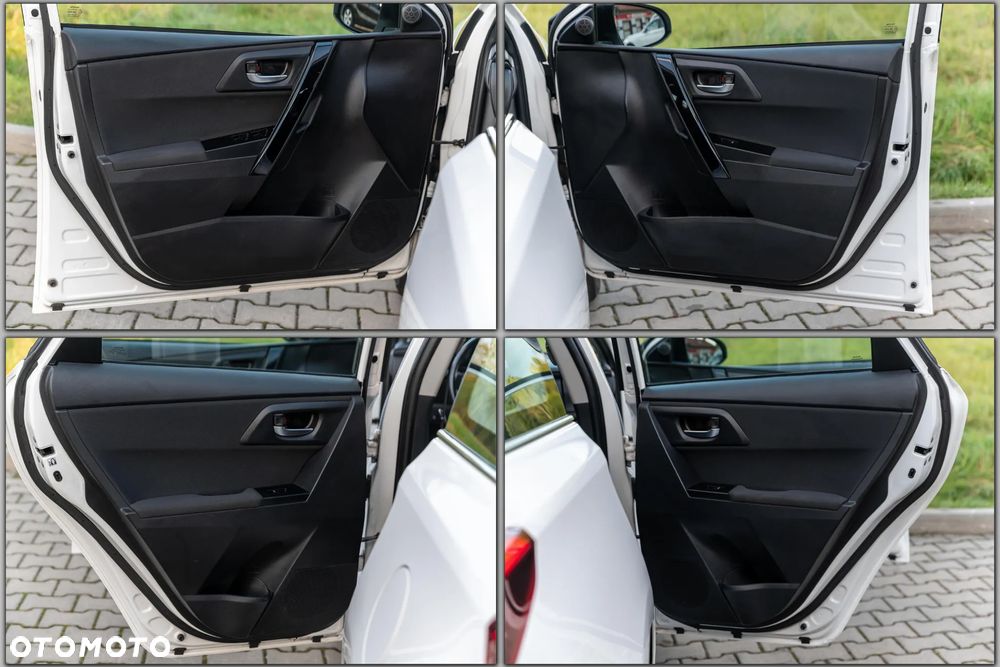 Toyota Auris 1.2 T Dynamic - 37