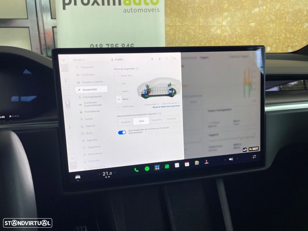 Tesla Model X Plaid - 6