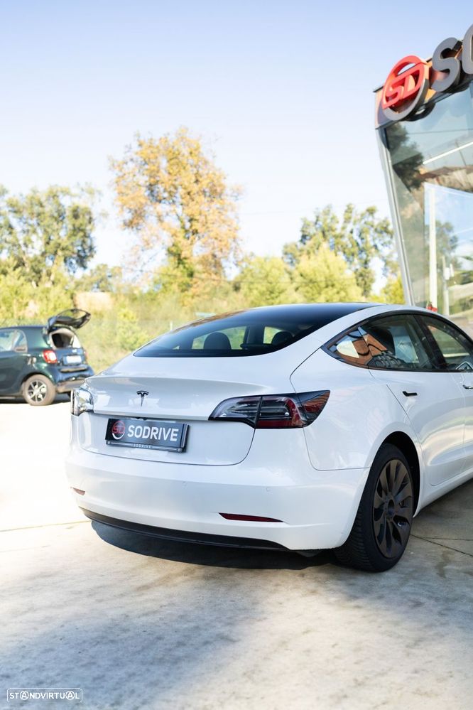 Tesla Model 3 Standard Range Plus RWD - 24