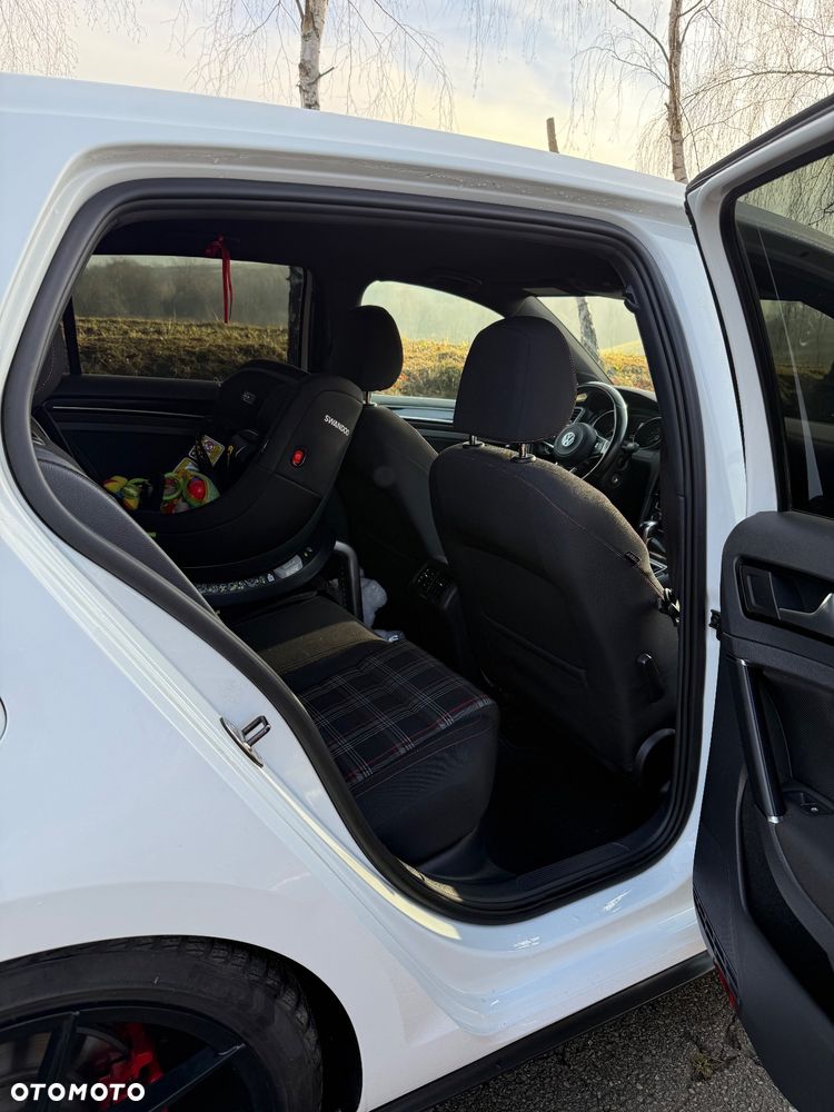 Volkswagen Golf GTI (BlueMotion Technology) DSG - 6