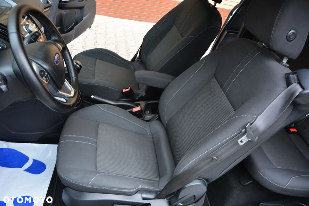 Ford B-MAX 1.6 TDCi Titanium X - 35
