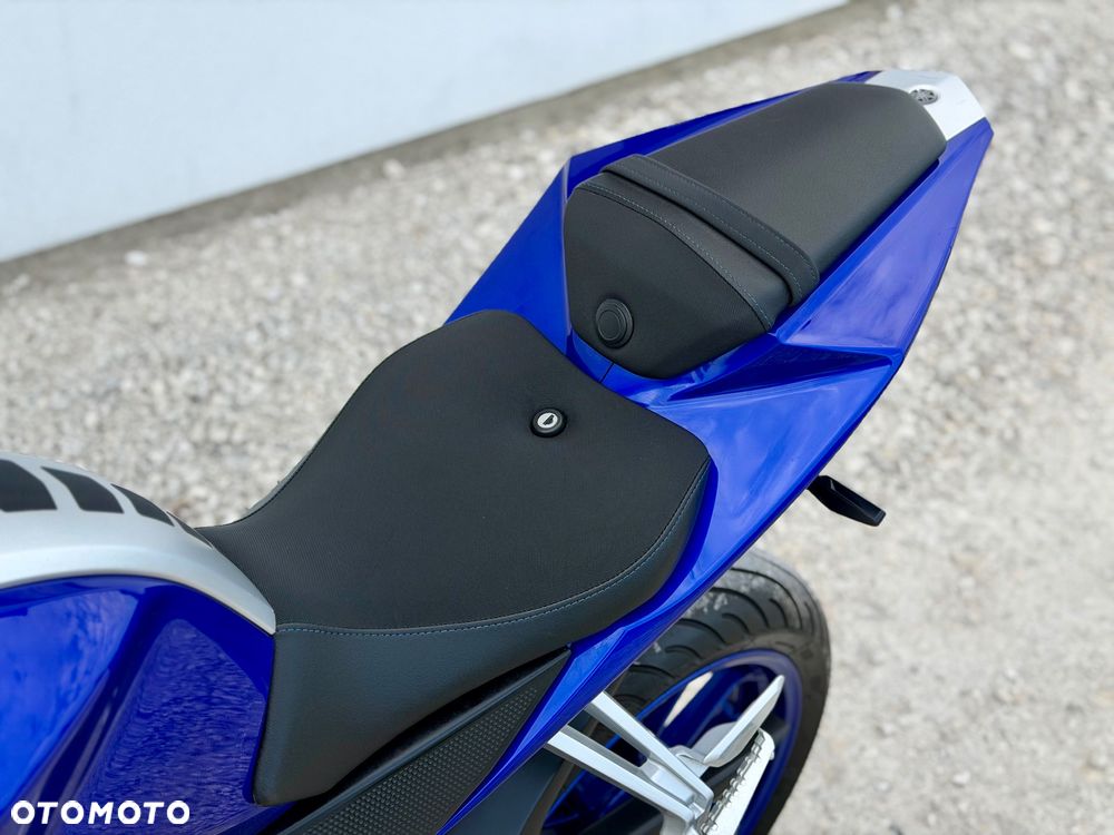 Yamaha YZF - 7