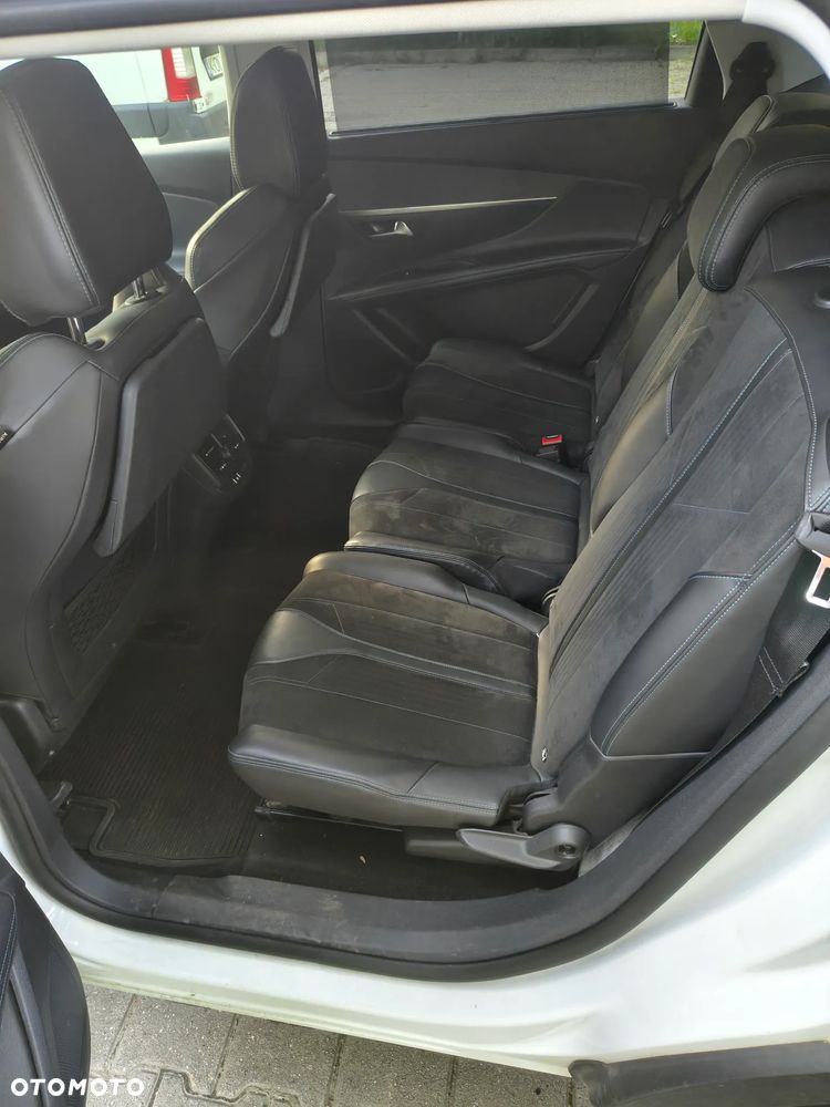 Peugeot 5008 - 11